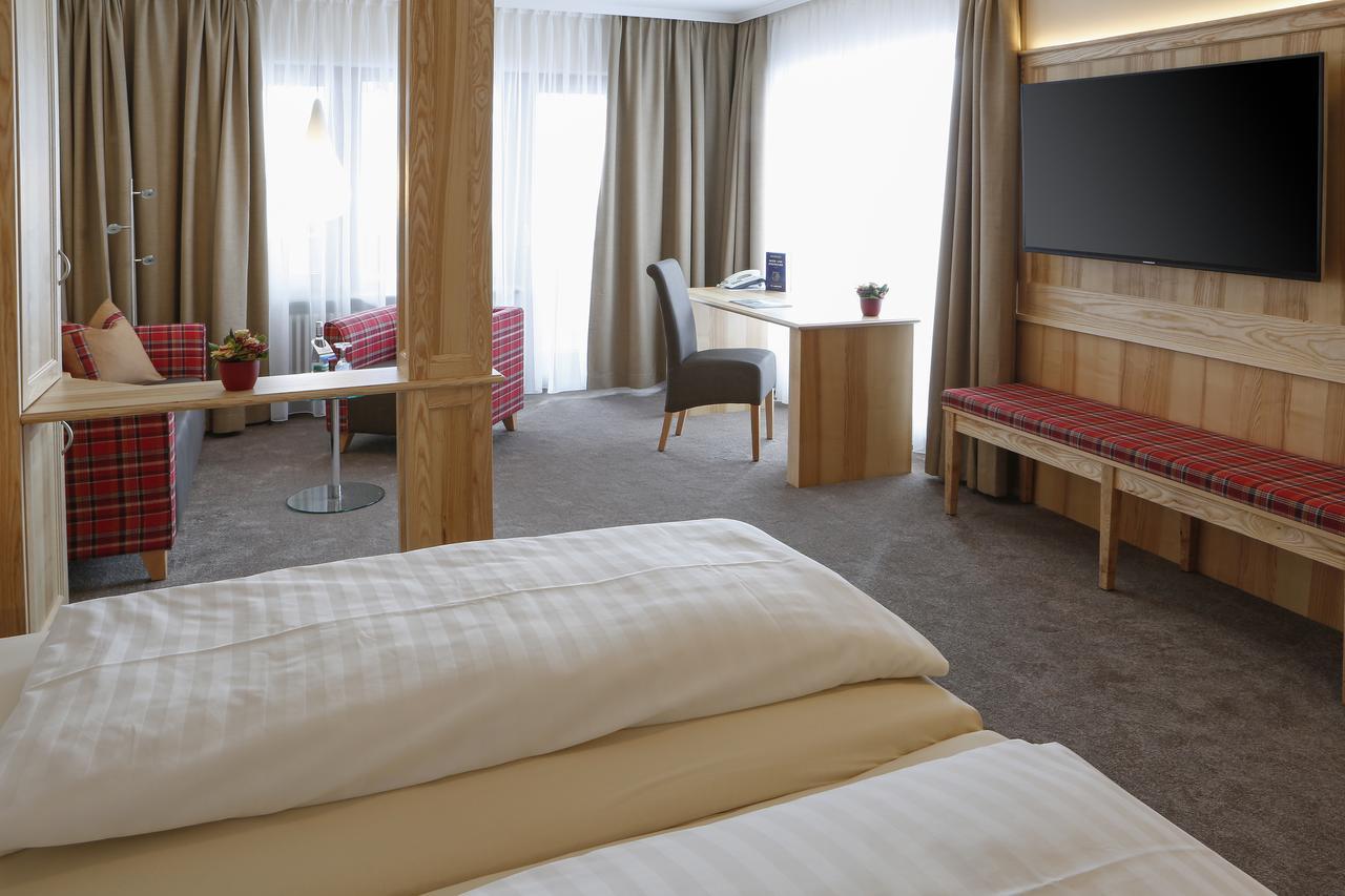 Hotel Waldblick كنيبيس المظهر الخارجي الصورة